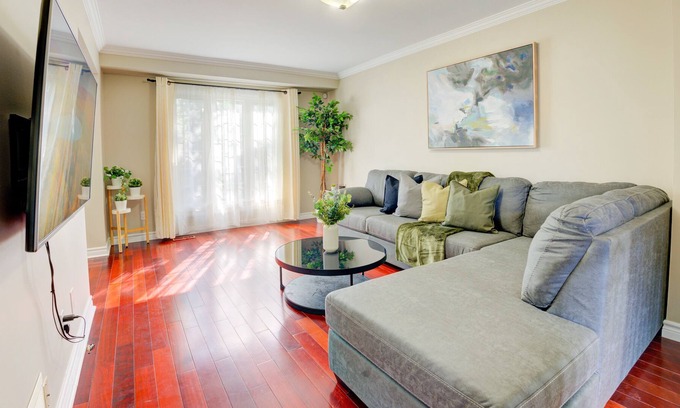 Brampton House | Newly Renovated Home (Family Friendly; Easy access to the Greater Toronto Area)