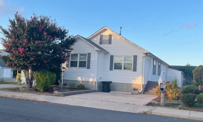 Montego Bay House | Newly renovated home in much sought after Montego Bay Community. 2 Pools and tennis