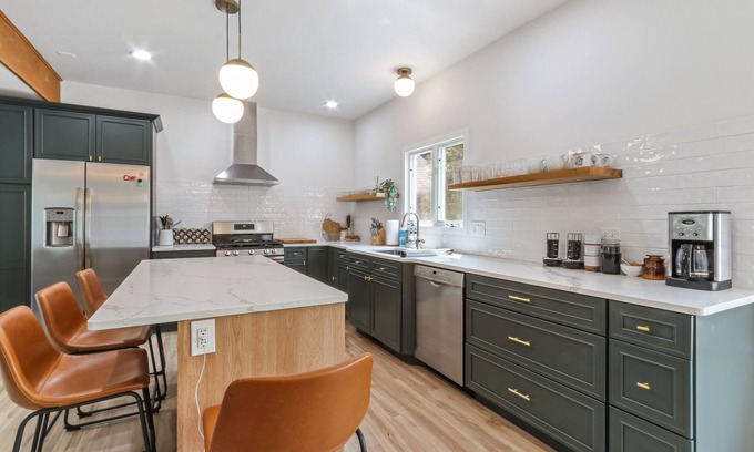 Lake Geneva House | Newly Renovated house steps from downtown and the lake