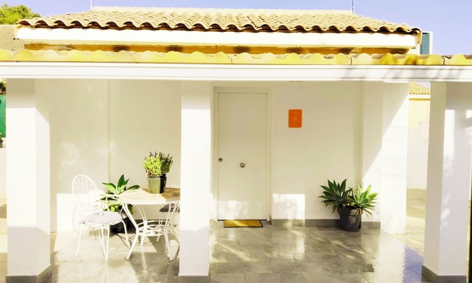 Paterna Ski Chalet | Newly renovated house! Detached villa with swimming pool. All services.
