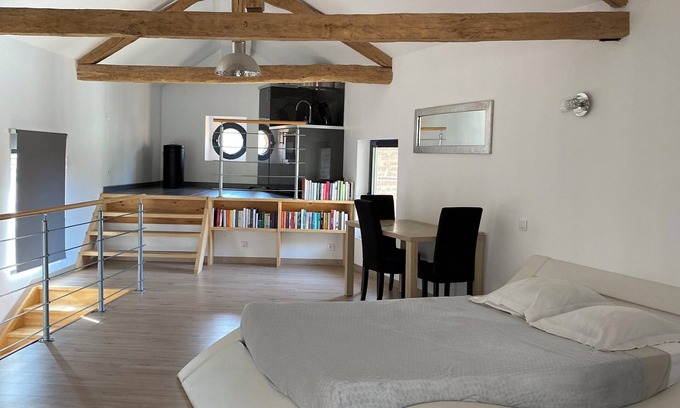 Briatexte Apartment | Newly renovated loft close to amenities
