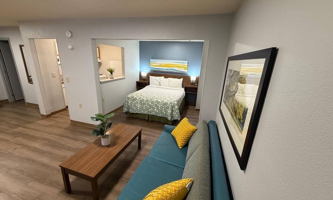 Greensboro Apartment | NEWLY RENOVATED- Long Term Stay.