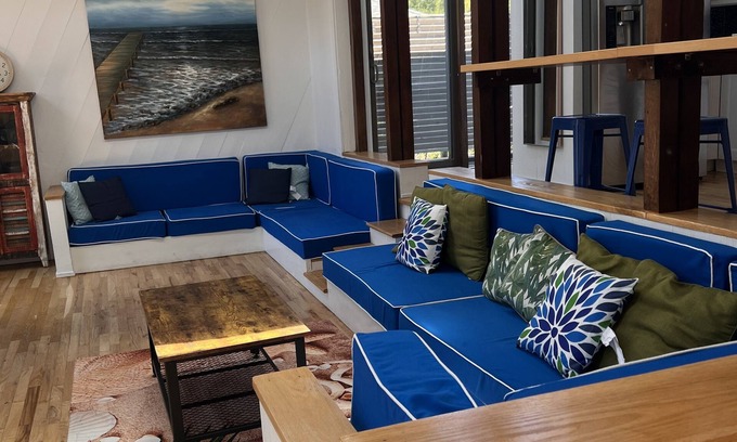 Ocean Bay Park House | Newly Renovated Luxury Beach House Ocean Bay Park