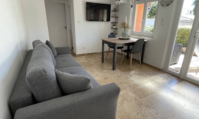 Saint-Siffret House | Newly renovated Mazet, 10mins from Uzès, ideal for peaceful vacations