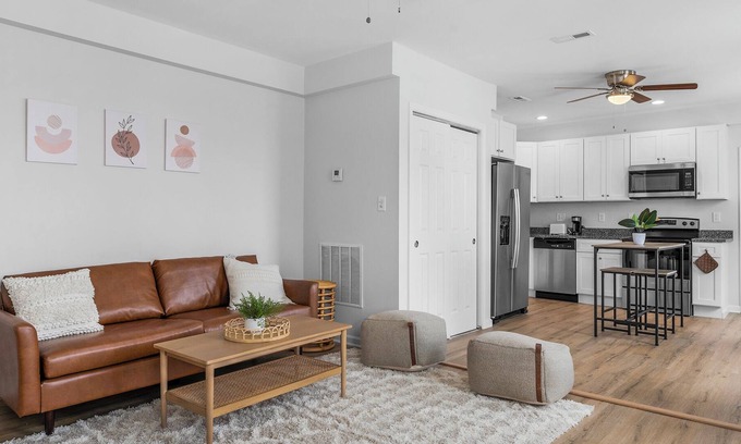 Riverside Apartment | Newly Renovated Oasis is Federal Hill 2br
