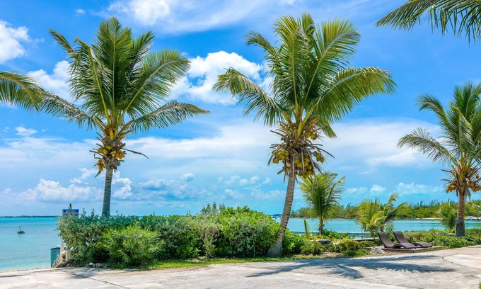 George Town House | Newly renovated Oceanfront Townhouse with Stunning Views & Private Beach Access
