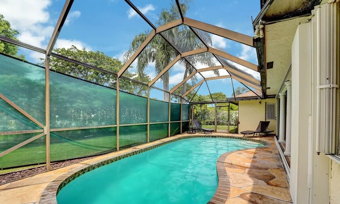 Boca Del Mar House | Newly Renovated Private Oasis with pool