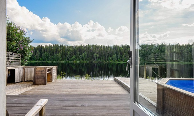 Vindeln Municipality House | Newly Renovated Riverfront House