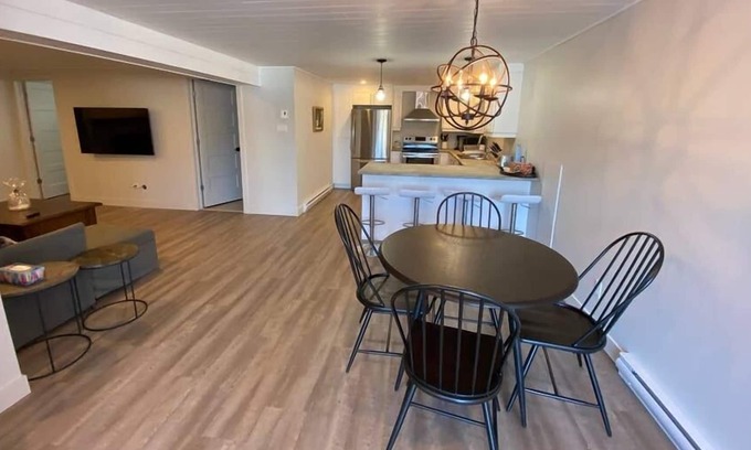 Saint-Sauveur House | Newly Renovated Suite in St. Sauveur