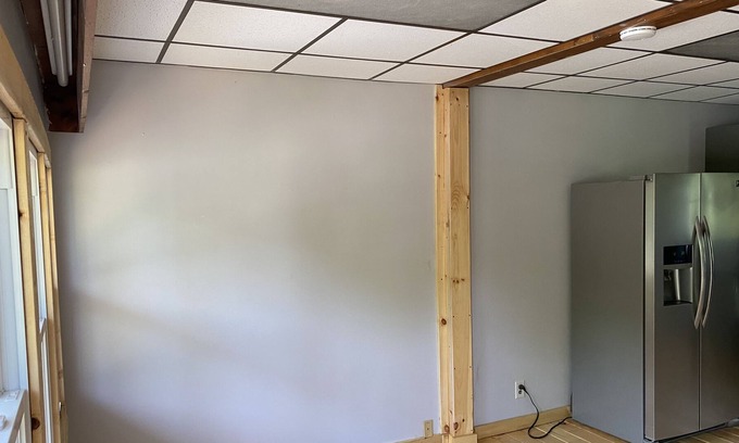 Walworth Apartment | Newly renovated studio!
