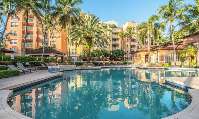 Aventura Condo | newly renovated the yacht club at aventura free parking