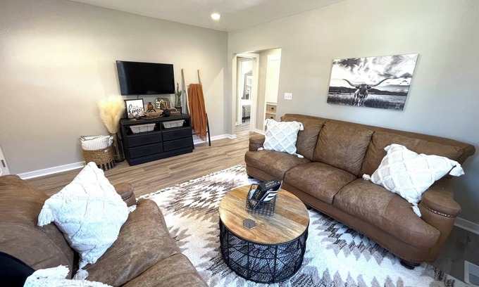 Wa Keeney Other | Newly renovated!
