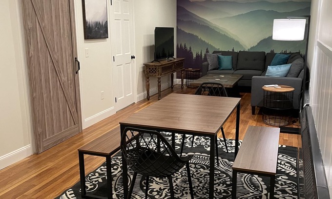 Ellsworth Apartment | Newly renovated1 Bedroom 1 Bath in the Heart of Downtown Ellsworth.