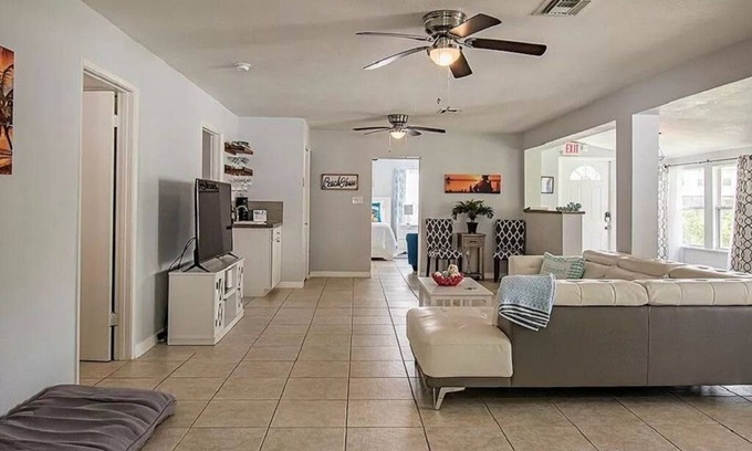 Rock Ridge House | Newly updated 3 bedroom/2 bath home 2.5 miles away from the beach!