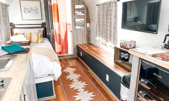 Grand Junction House | Newly updated Airstream with modern amenities on the bank of the Colorado River.
