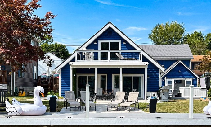 Millersport House | !Newly Upgraded! Hot Tub-Game Room-Dock-Fire Pits