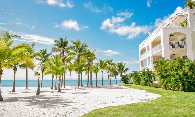 Playa Blanca Condo | Next to Beach Club! - Sleeps 6