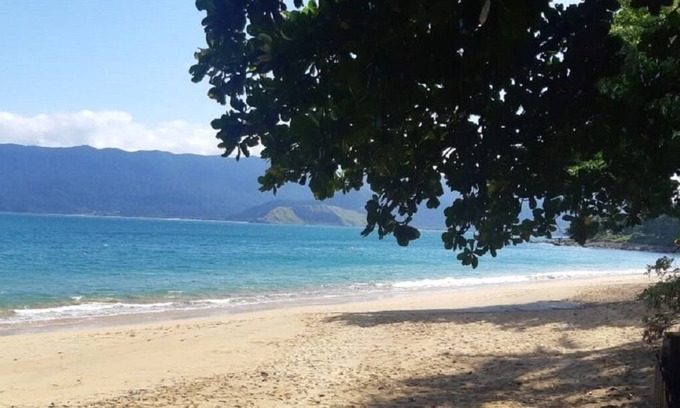 Veloso House | Next to the best beaches in ilhabela!