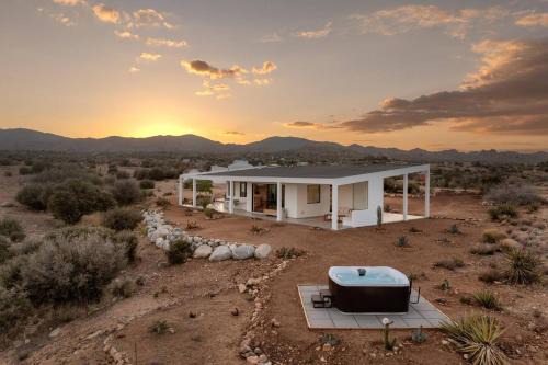 Pioneertown House | Nexus By The Cohost Company