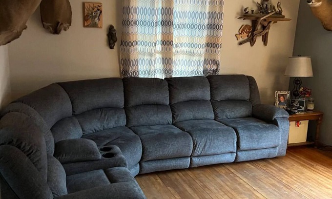 Omro House | NFL Draft Rental - 45min drive to Lambeau. 21 West to 41 North, straight shotn