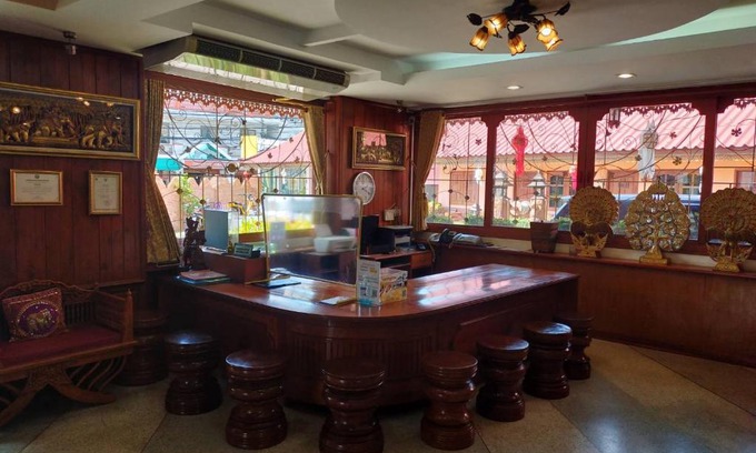 Chong Kham Hotel | Ngamta Hotel