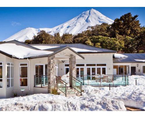 Taranaki Hotel | Ngati Ruanui Stratford Mountain House