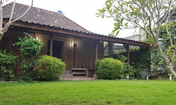 Baturetno House | Ngomah Tentrem