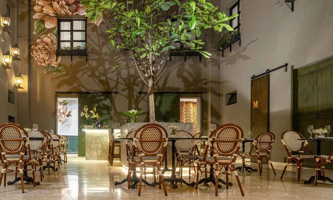 Granada Hotel | NH Boulevard Del Río Cali