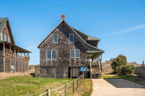 Nags Head House | NH225 Fourth Estate Cottage