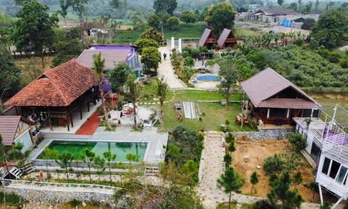 Ba Vi House | Nha Ben Ho Venue Travel