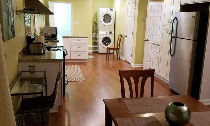 Sardis Forest House | Nice 1 bedroom 1 1/2 bath guest-house /apartment for your enjoyment!