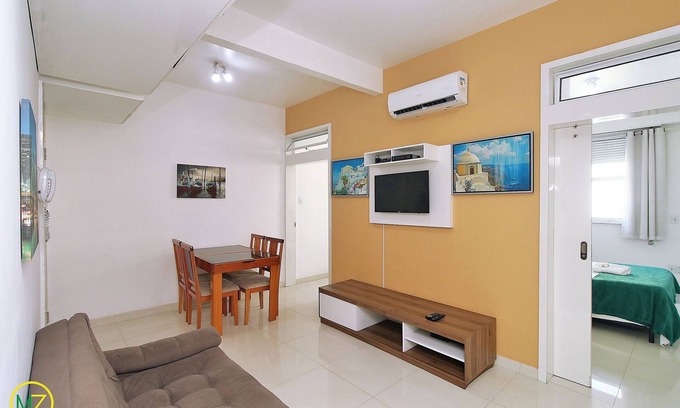 Copacabana Apartment | Nice 2 bedrooms for 6 people on the beach block