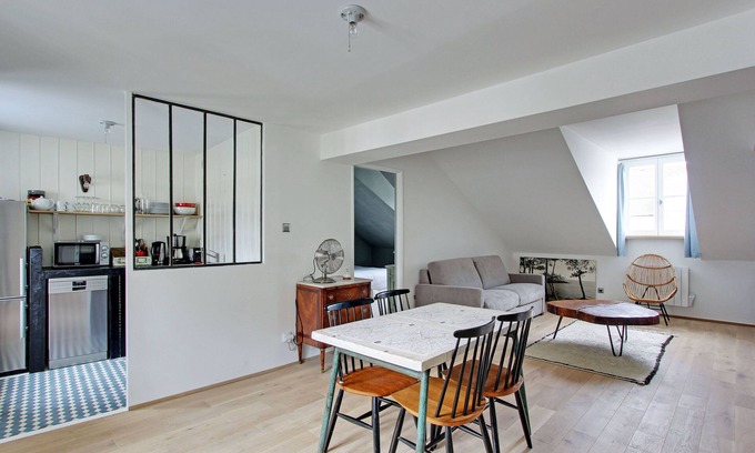 Quartier Sainte-Avoye Apartment | Nice 2-room apartment, Marais - Rambuteau