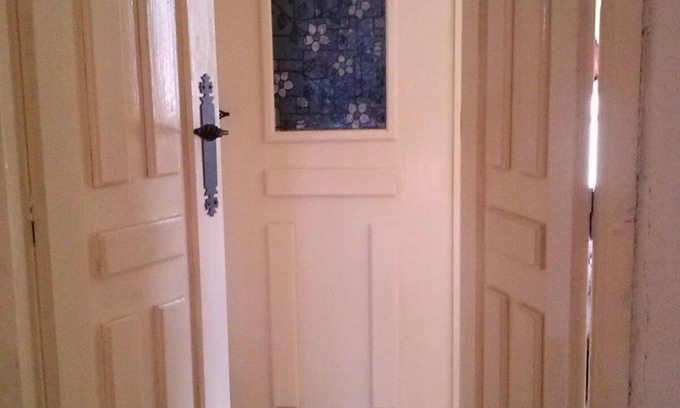 Purias Cottage | Nice 3-bedroom cottage in Purias.