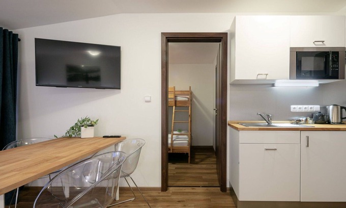 Janske Lazne Apartment | Nice apartment for 5 guests with WIFI, TV and panoramic view
