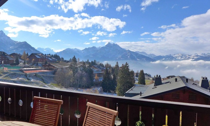 Villars-sur-Ollon Apartment | Nice apartment for 10 guests with WIFI, TV and balcony