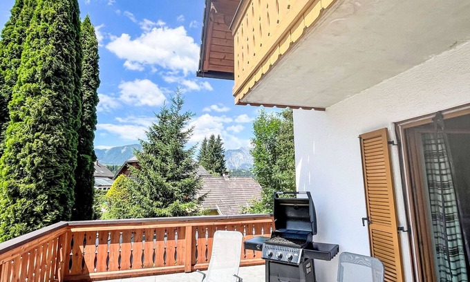 Grosssoelk Apartment | Nice apartment for 12 people with WIFI, hot tub, TV, terrace, panoramic view and parking