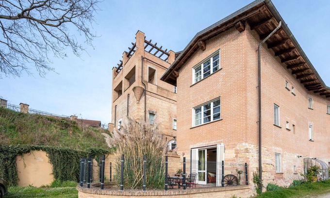 Fubine Apartment | Nice apartment for 4 guests with pool, WIFI, TV, terrace and pets allowed