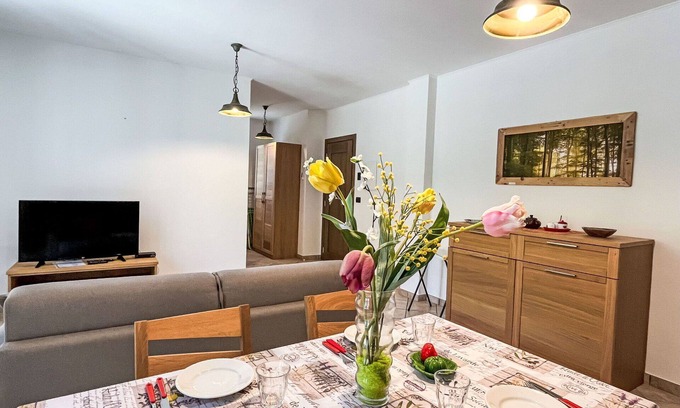 Savona Apartment | Nice apartment for 4 guests with WIFI, TV, patio, pets allowed and panoramic view