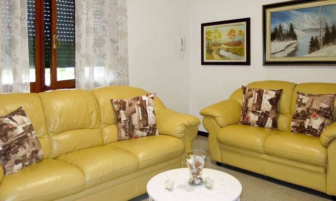 Passarella di Sotto Apartment | Nice apartment for 6 guests with WIFI, TV, patio and pets allowed