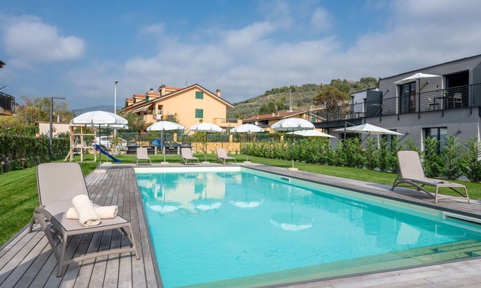 Caramagna Ligure Apartment | Nice apartment for 6 guests with A/C, WIFI, pool, TV, terrace, pets allowed and parking