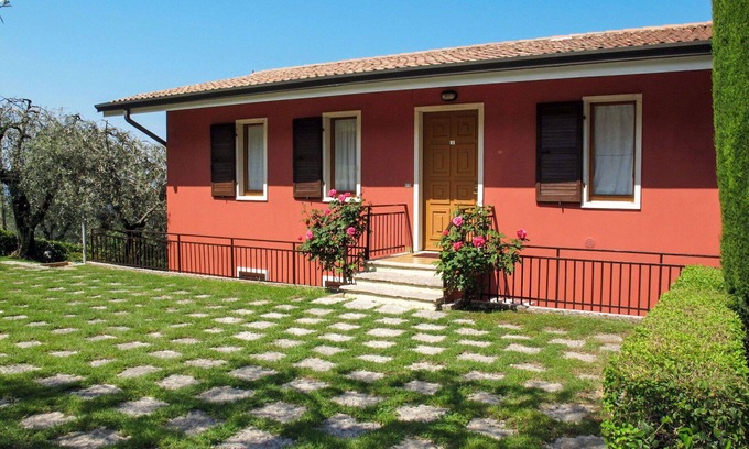 Frader Apartment | Nice apartment for 6 guests with WIFI, pool, TV, terrace and parking