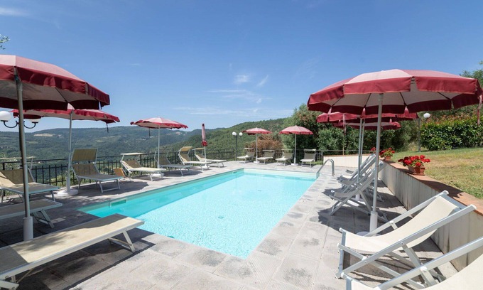 Montebonello Apartment | Nice apartment for 4 people with A/C, WIFI, pool, TV, pets allowed, panoramic view and parking