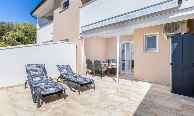 Barbariga Apartment | Nice apartment in Barbariga with WiFi