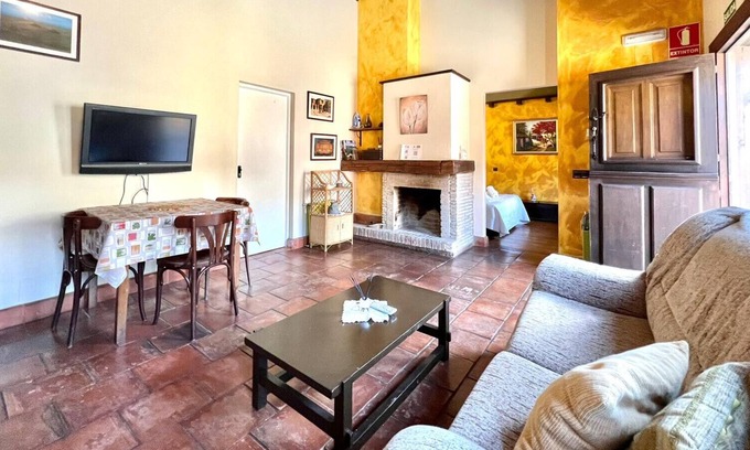 Jomezana De Abajo Apartment | Nice apartment N with FreeWifi,fireplace, terraza