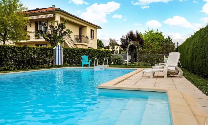 Gaillac Apartment | NICE APARTMENT - SWIMMING POOL - 68m2 - GAILLAC
