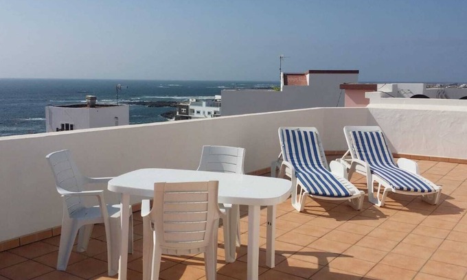 El Cotillo Apartment | Nice apartment with great terrace in El Cotillo, Fuerteventura