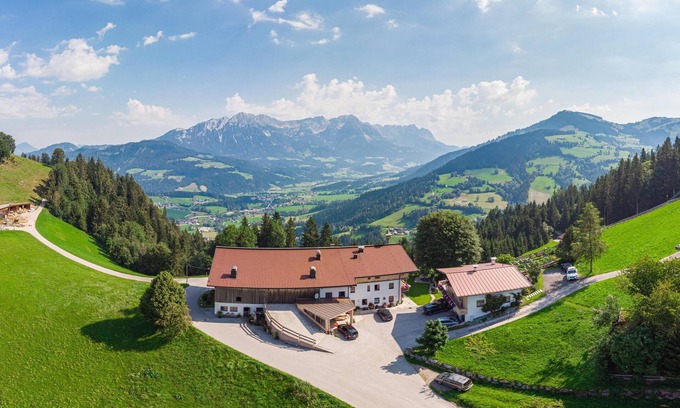 Soell Apartment | Nice apartment with stunning views over the mountain world