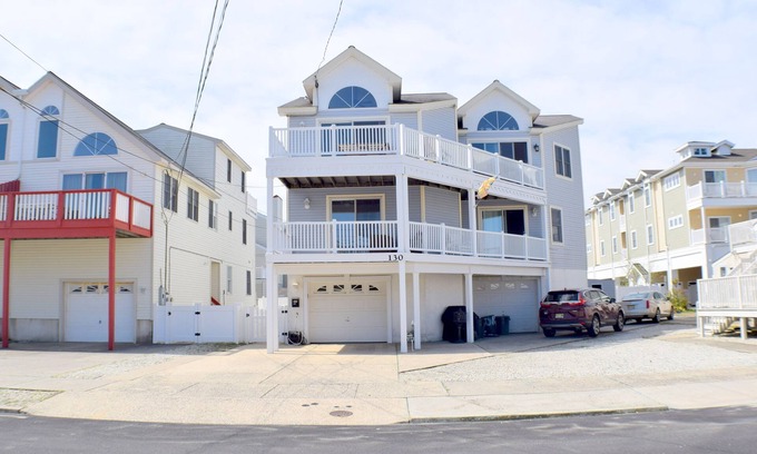 Townsend's Inlet House | Nice Beach Block townhouse, upgraded for 2022