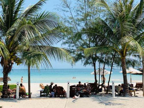 Daem Thkov House | Nice Beach Bungalow